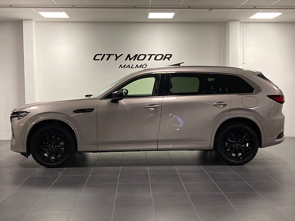 Mazda CX-80 2 of 10