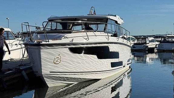 AQUADOR 400 HT | v.18 | Joystick