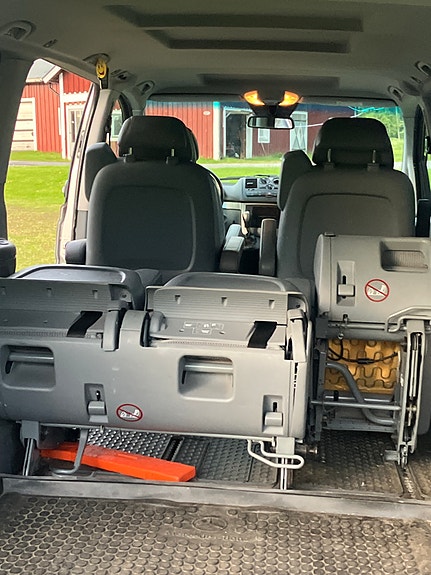 Mercedes-Benz Viano 3 of 5