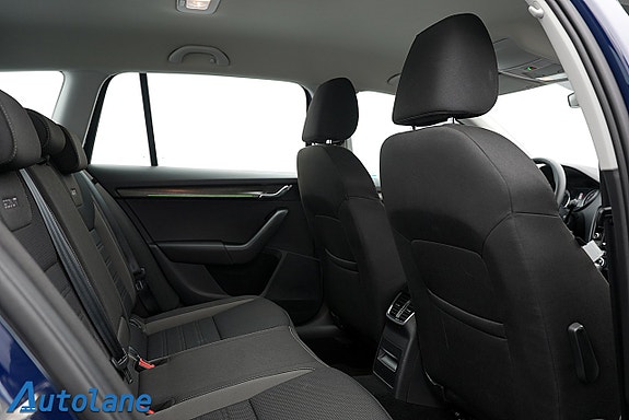 Skoda Octavia Scout 17 of 26