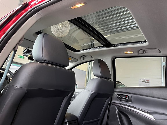 Suzuki S-Cross 13 of 13