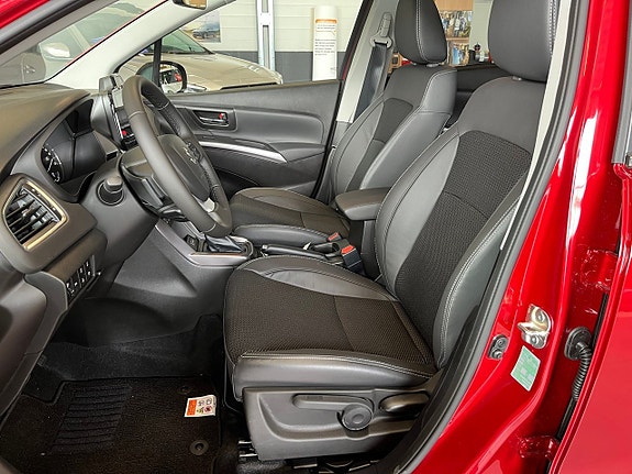 Suzuki S-Cross 10 of 13