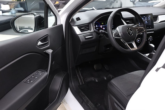 Renault Captur 17 of 21