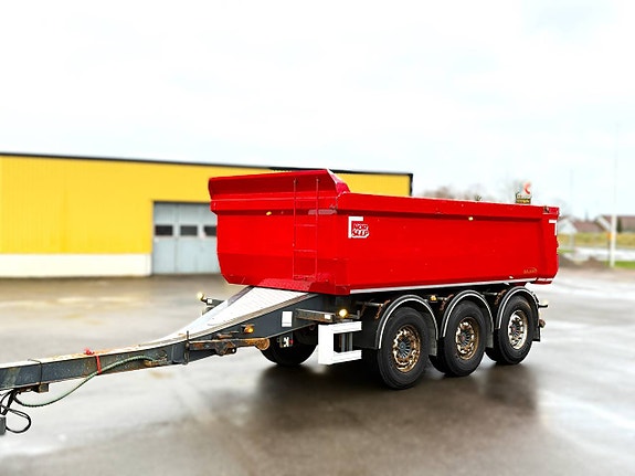 Trippelkärra Nor slep 2018