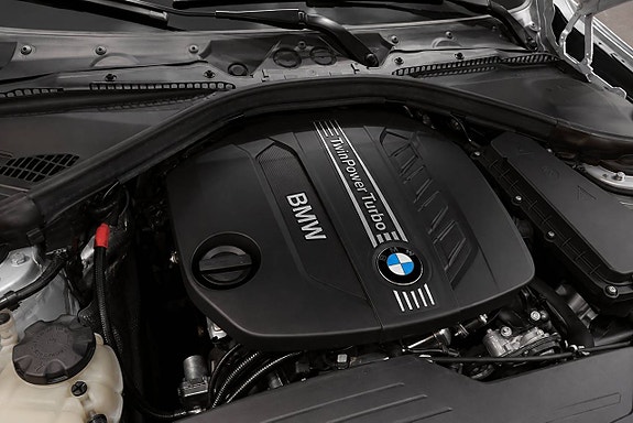 BMW 318 15 of 17