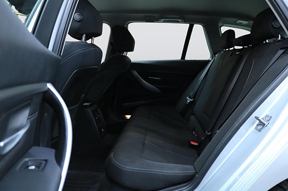 BMW 318 6 of 17