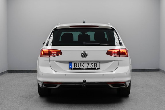 Volkswagen Passat 6 of 27