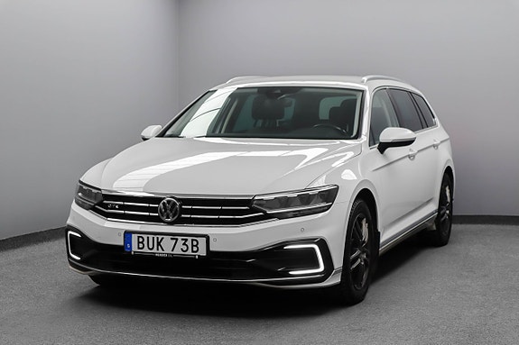 Volkswagen Passat 4 of 5