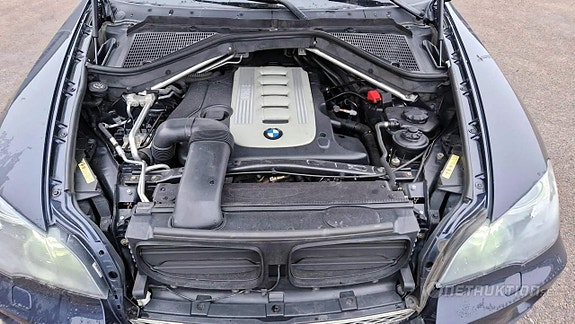 BMW X5 15 of 15