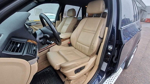 BMW X5 9 of 15