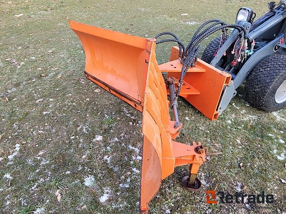 Vikplog med Trima fäste 240 cm