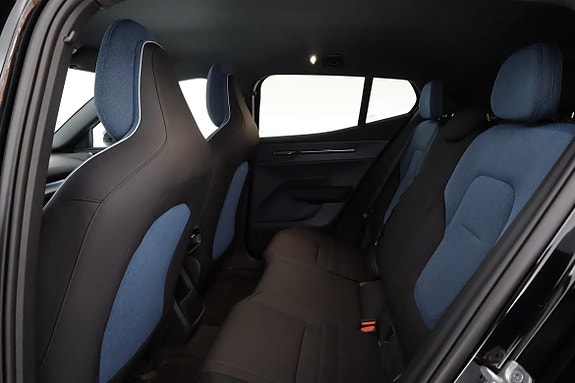 Volvo EX30 12 of 15
