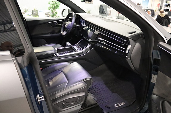 Audi Q8 7 of 11