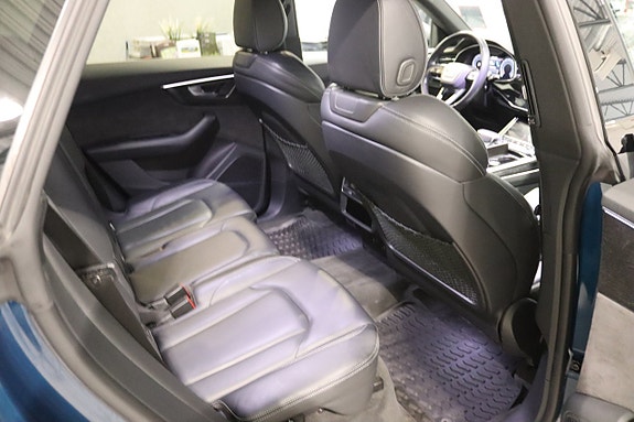 Audi Q8 9 of 11