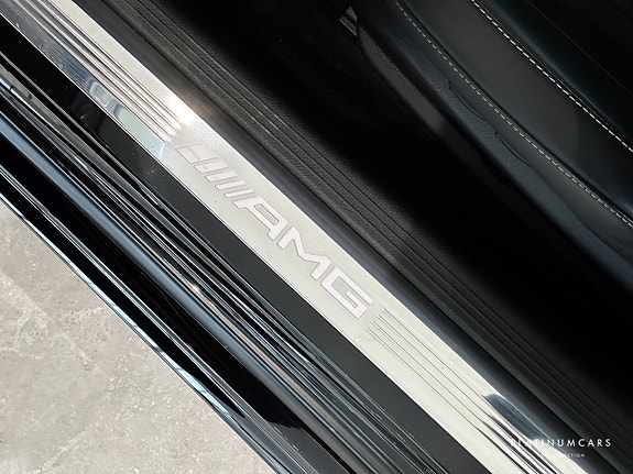 Mercedes-Benz C63 17 of 21