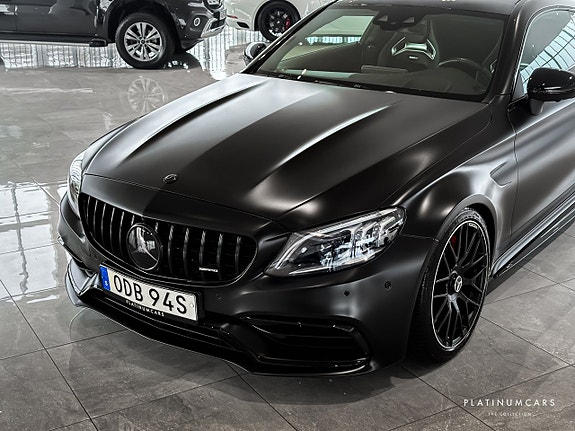 Mercedes-Benz C63 18 of 21