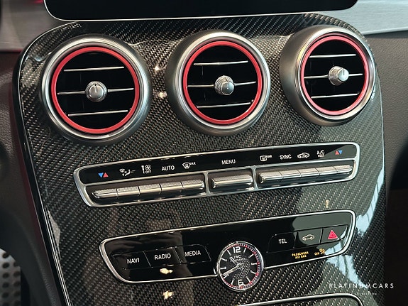 Mercedes-Benz C63 13 of 21
