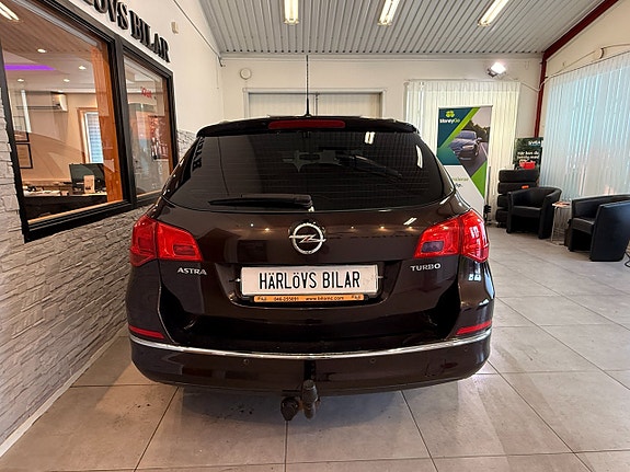 Opel Astra 9 of 17