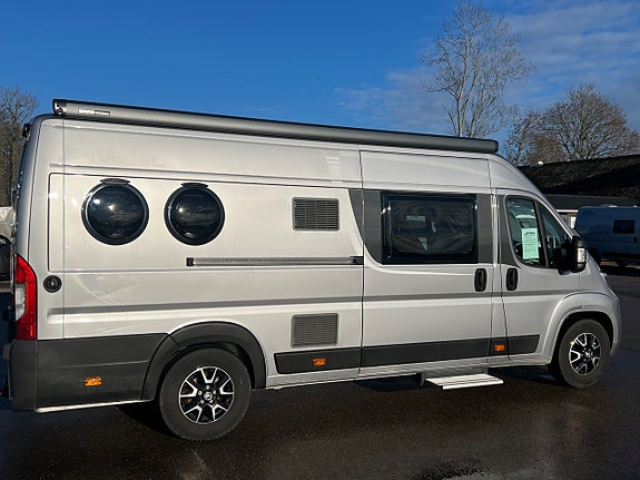 Pøssl Roadcruiser All in paket Solcell Navi Backkamera