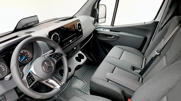 Mercedes-Benz Sprinter 208 5 of 5