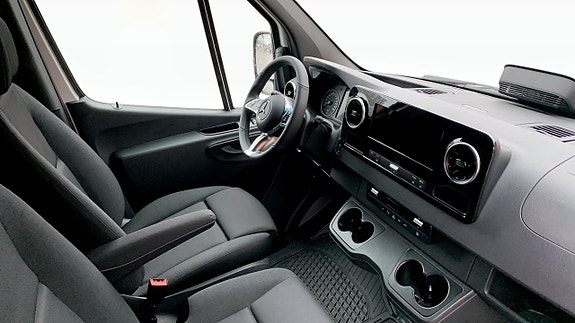 Mercedes-Benz Sprinter 208 3 of 5