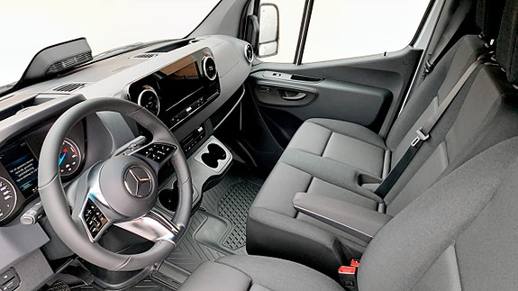Mercedes-Benz Sprinter 208 5 of 5