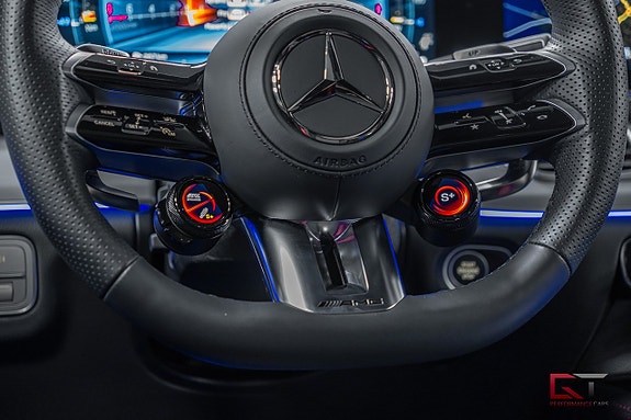 Mercedes-Benz GLE53 24 of 24