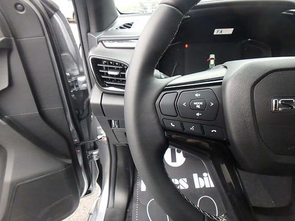 Isuzu D-max 8 of 16