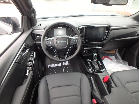 Isuzu D-max 6 of 16