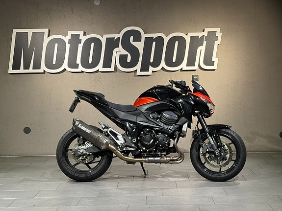 Kawasaki Z800 ABS A2 *AKRA-BLÅS*
