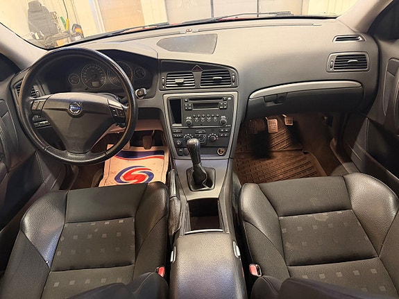 Volvo S60 16 of 18