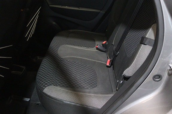 Renault Captur 12 of 20