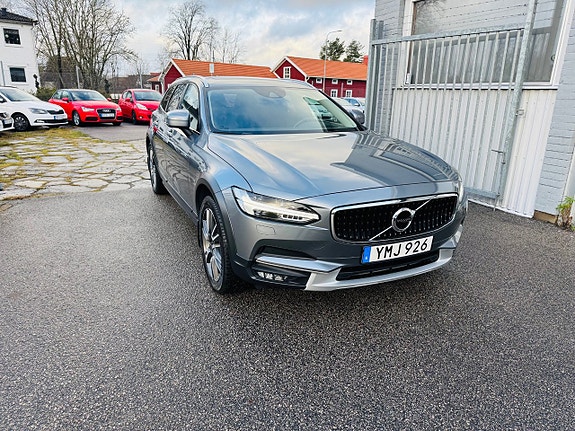 Volvo V90 Cross Country