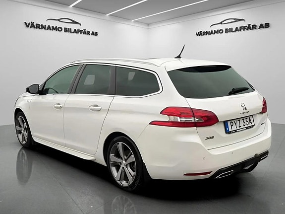 Peugeot 308 SW 3 of 5