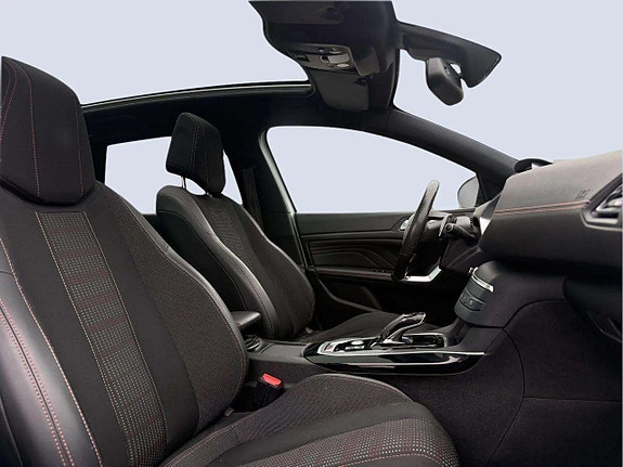 Peugeot 308 SW 17 of 19