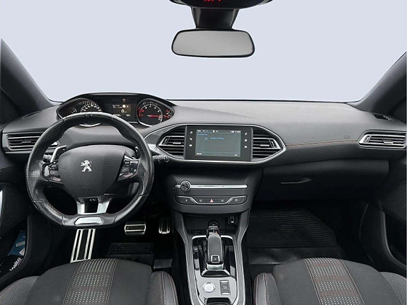 Peugeot 308 SW 16 of 19