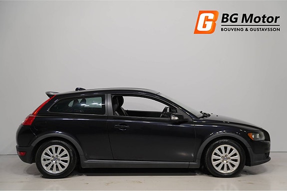 Volvo C30 2 of 5