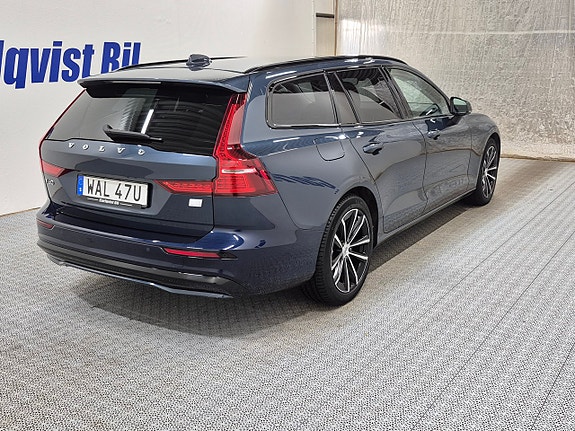 Volvo V60 4 of 11