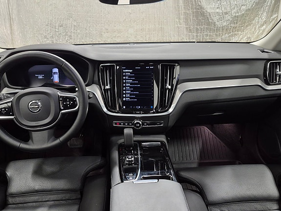 Volvo V60 6 of 11