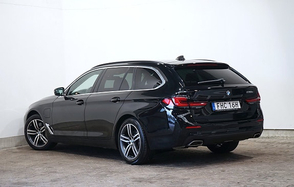 BMW 530e 3 of 16