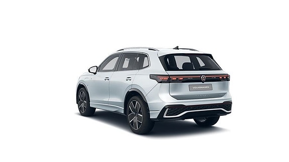 Volkswagen Tiguan 3 of 5