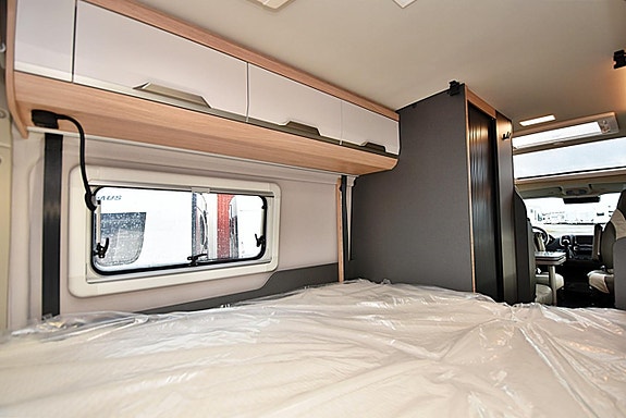 Knaus 600 ME Boxlife Platinum Selection, Långbäddar 17 of 27