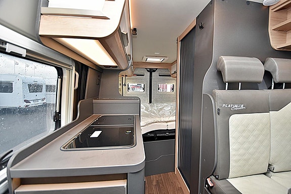 Knaus 600 ME Boxlife Platinum Selection, Långbäddar 12 of 27