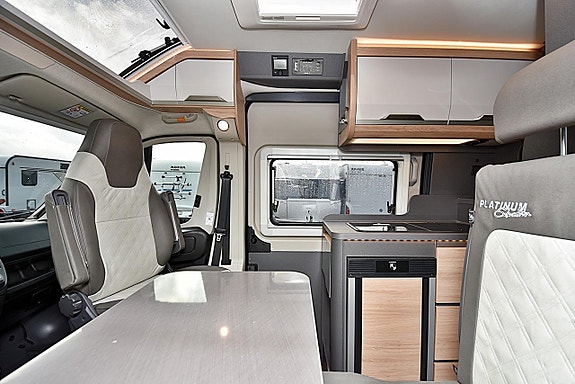 Knaus 600 ME Boxlife Platinum Selection, Långbäddar 23 of 27