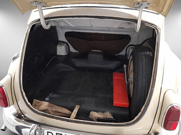 Volvo PV544 10 of 11