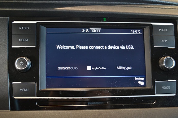 Volkswagen Caravelle 10 of 11
