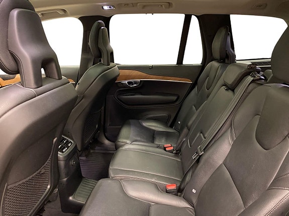 Volvo XC90 6 of 14