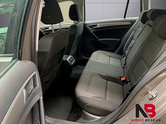 Volkswagen Golf-Serie 9 of 20