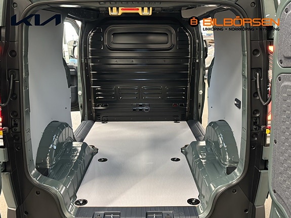 Kia PV5 10 of 15