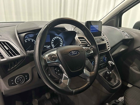 Ford Transit Connect 8 of 11